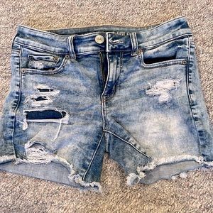 American Eagle Ne(x)t Level Stretch Jean Shorts • size 4